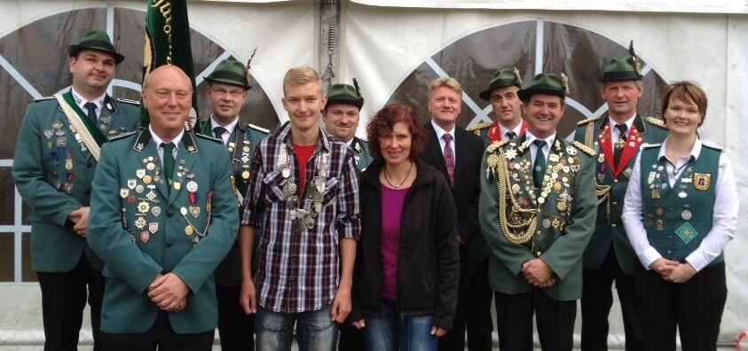 Landesbezirksschülerprinz 2013 Christopher Palys (mit Kette)